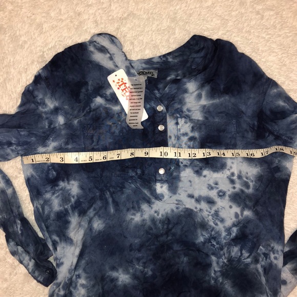 TRAMP blue tie dye Tunic New with Tags - Picture 7 of 8